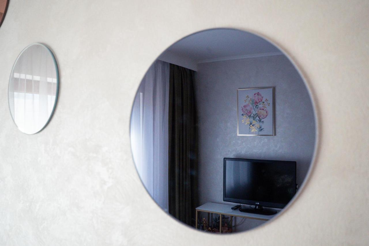 Apartament Milcov Gura Humorului Exterior photo